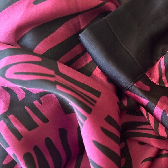 Kimono OSFA Navy & Hot Pink Tropical Abstract Maximalism Cover Up Resort Silky - Picture 6 of 6